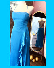 Cargar imagen en el visor de la galería, Vestido azul eléctrico largo
